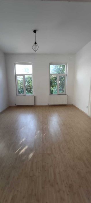 Inchiriez CASA 3 camere ultracentral Brasov