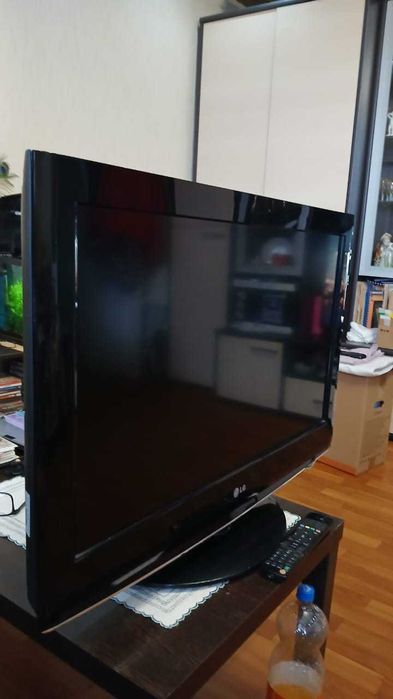 Телевизор LG, 32d. Хор.состояние