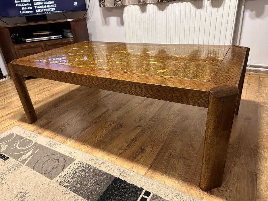 - Se vinde masa cafea lemn masiv -