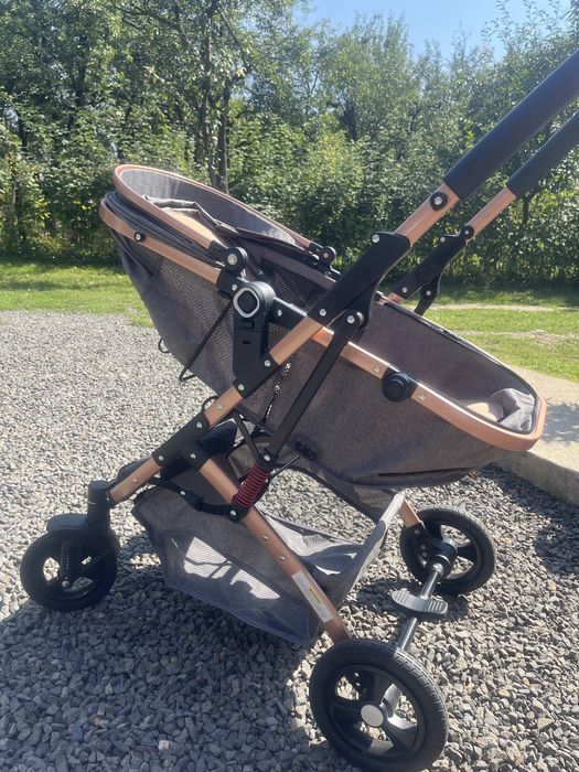 Cărucior nou, 3 în 1