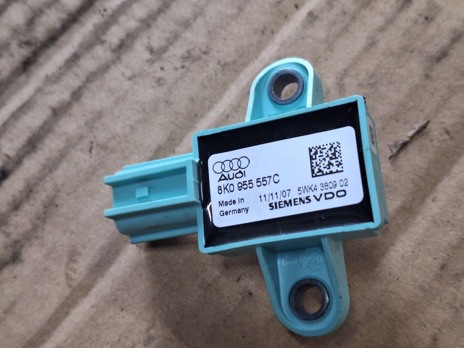 Senzor de impact airbag stanga fata AUDI A4 IV Avant 8K5, B8 2007 - 20