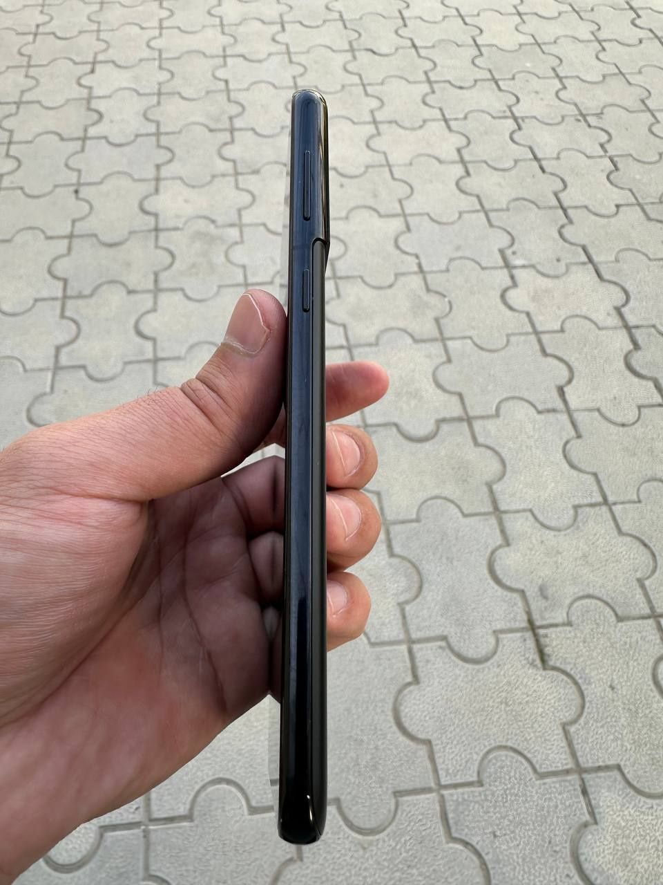 Galaxy s21 Plus.