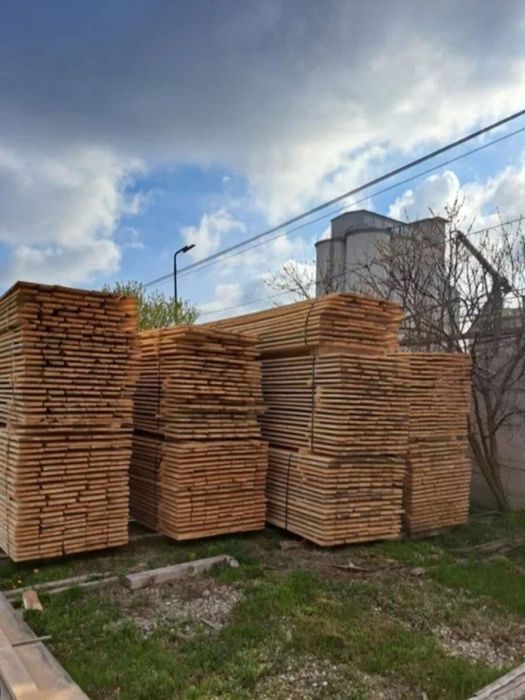 Vând scândură grinzi căprior dulapi sipcă leaturi