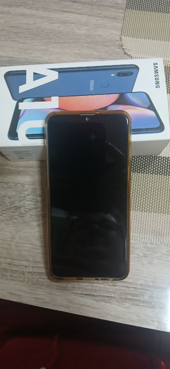 Продаётся Samsung Galaxy A10s в хорошем состоянии