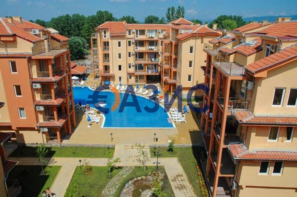 Продава се Двустаен апартамент в к.к. Слънчев бряг - 60 кв.м за 917 €/кв.м - Снимка #12