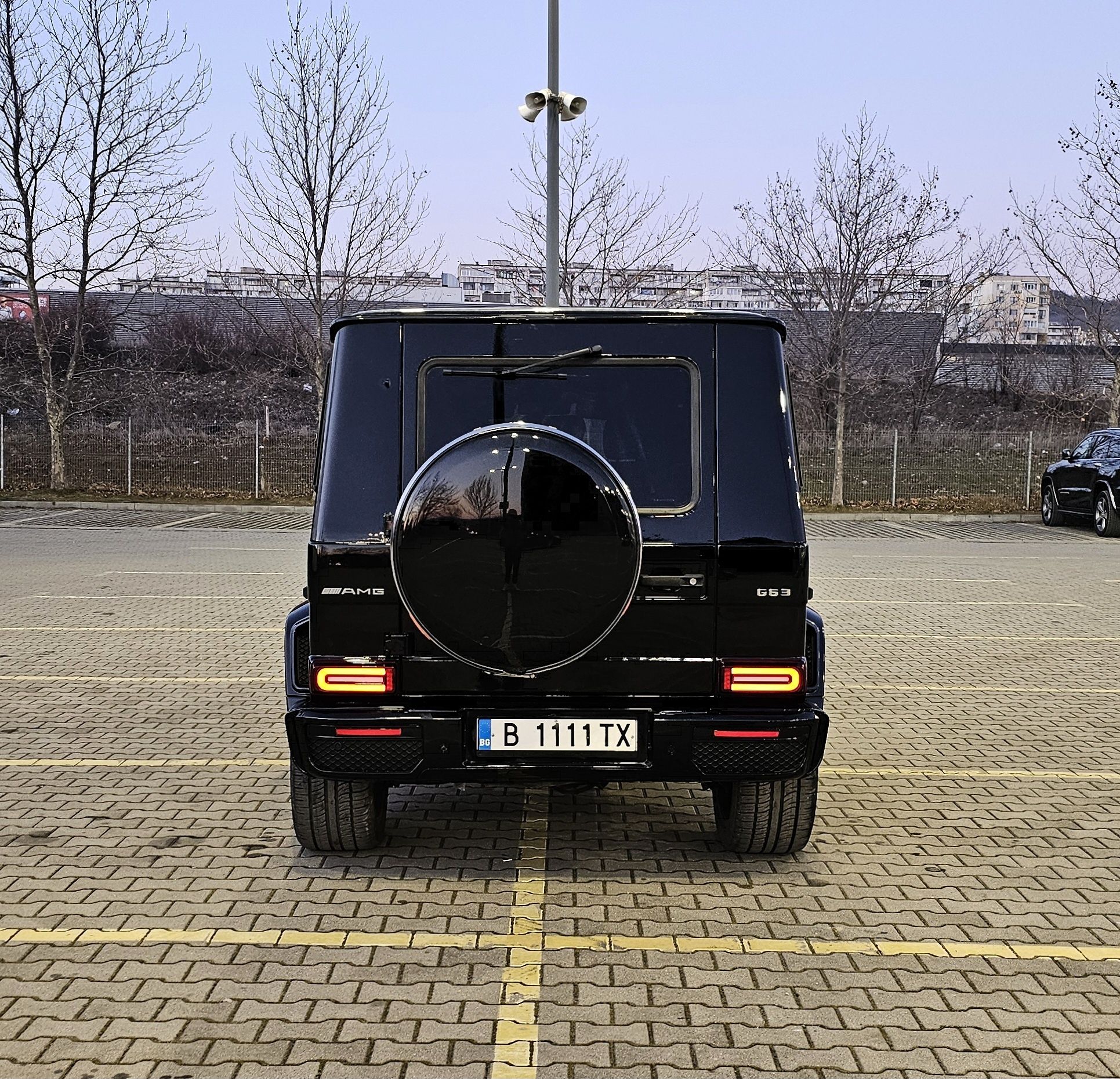 Mercedes G Class Brabus Paket 2023г. под наем за специални поводи!!!