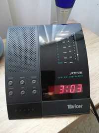 Radio cu ceas Tevion