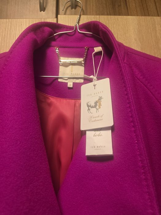 Vând palton lână Ted Baker