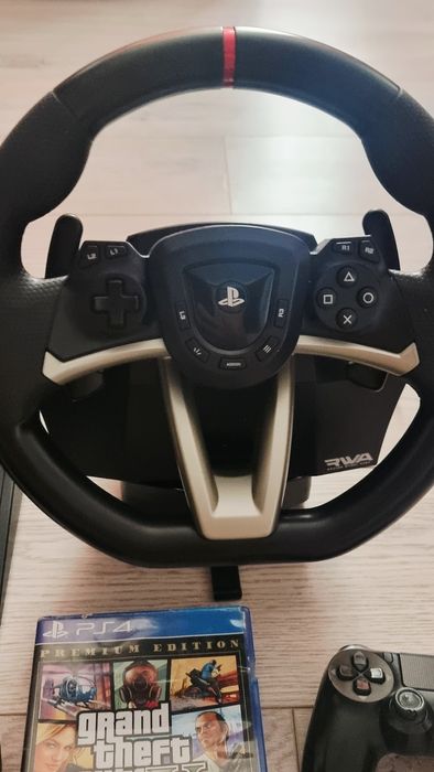 Consola SONY gaming, volan ,joc ,accesorii