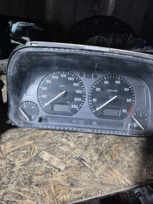 Щиток приборов гольф 3