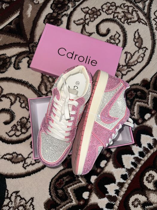 Женские красовки в паетках