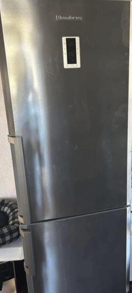 Продавам хладилник