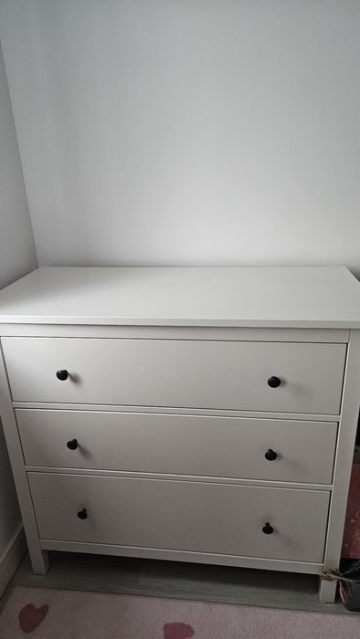 HEMNES Comodă 3 sertare, vopsit alb, 108x96 cm
Comodă 3 sertare, vopsi