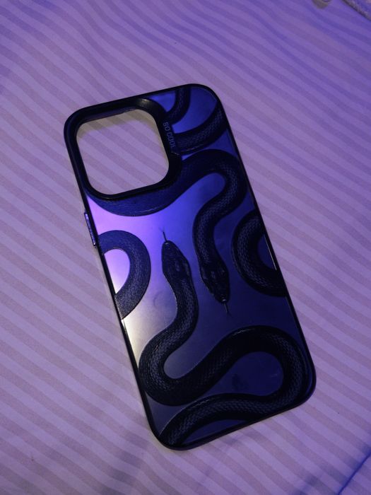 Чехлы на 15 pro max