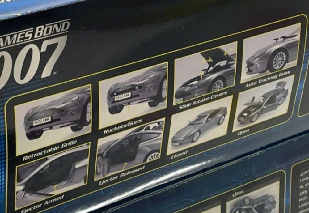 Machetă Aston Martin V12 1/18 The Beanstalk