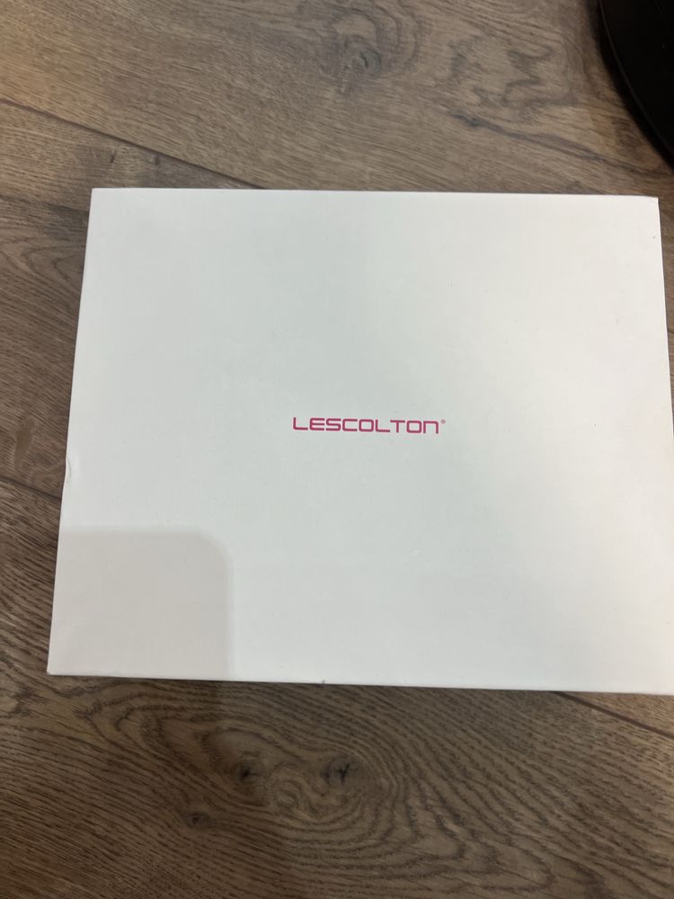 Lescolton t9001i