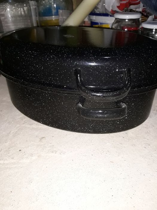 Cratita de cuptor cu maner