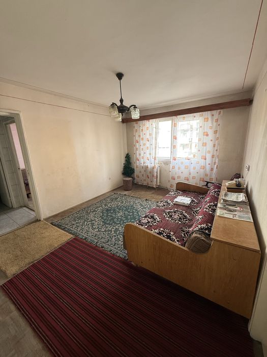 Apartament 2 camere Etaj 2/4 de vanzare