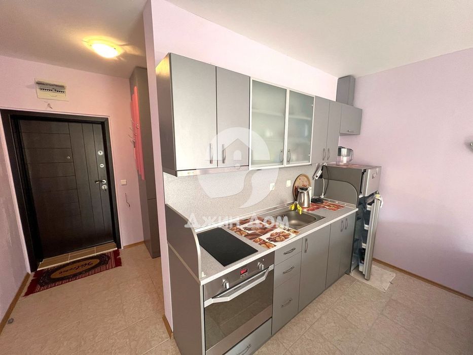 Продава се Двустаен апартамент в к.к. Слънчев бряг - 64 кв.м за 1157 €/кв.м - Снимка #3