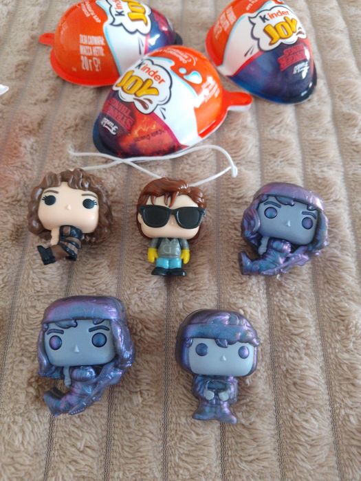 продам фигурки осд kinder joy