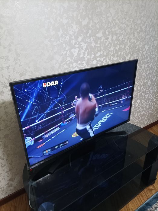 Продам телевизор lg 2020