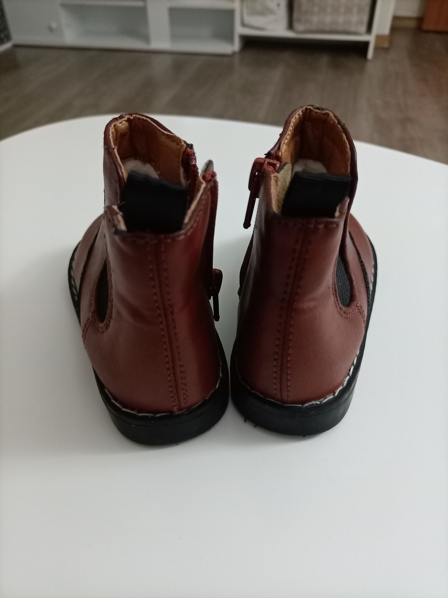 Бебешки боти.H&M