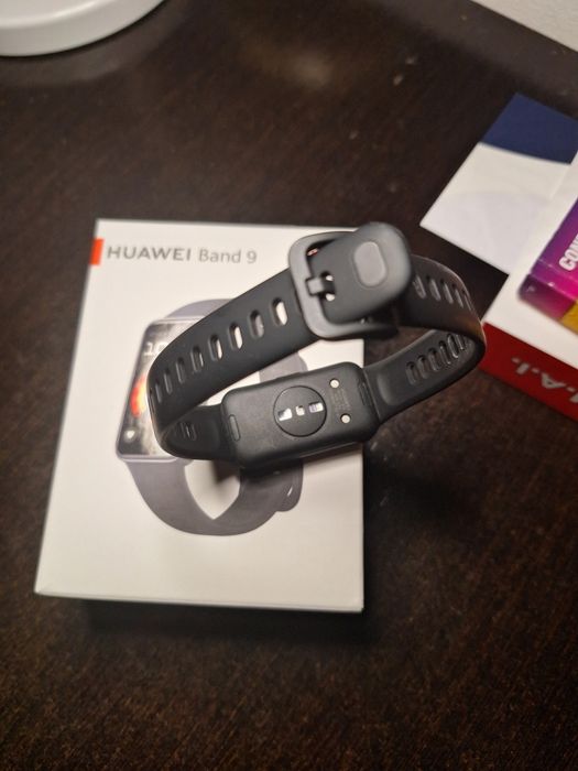 Ceas fitness huawei band 9