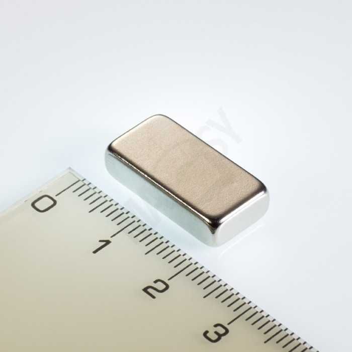 Неодимов МАГНИТ 20x10x5 mm N52, magnit neodimov