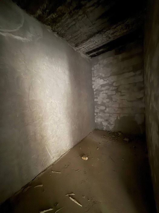 Konechka tomonda 3 xonali korobka sotiladi