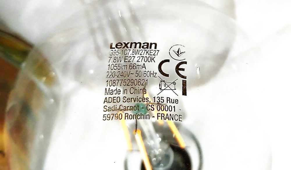 Lampa suspendata de senzatie