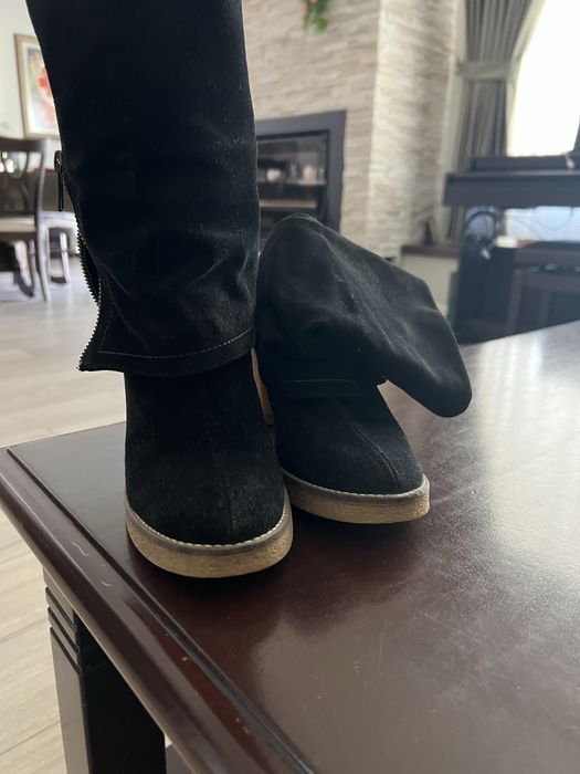 Ghete din pile intoarsa, Musette