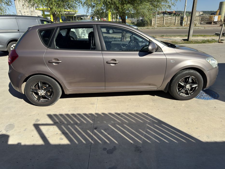 Vand KIA Ceed 1.6 crdi 2007