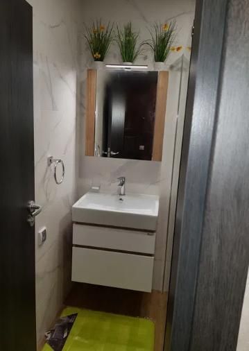 Дава се под наем Двустаен апартамент в Пловдив, Кършияка - 77 кв.м за 600 € - Снимка #7