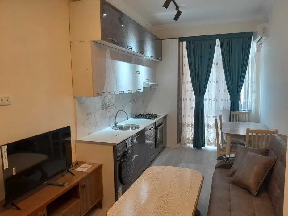 Chilonzor Novza metro yaqinida 2xonali Luks kvartira ijaraga beriladi