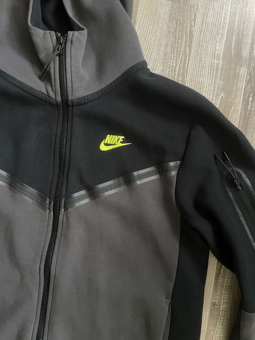 Nike tech fleece оригинално горнище