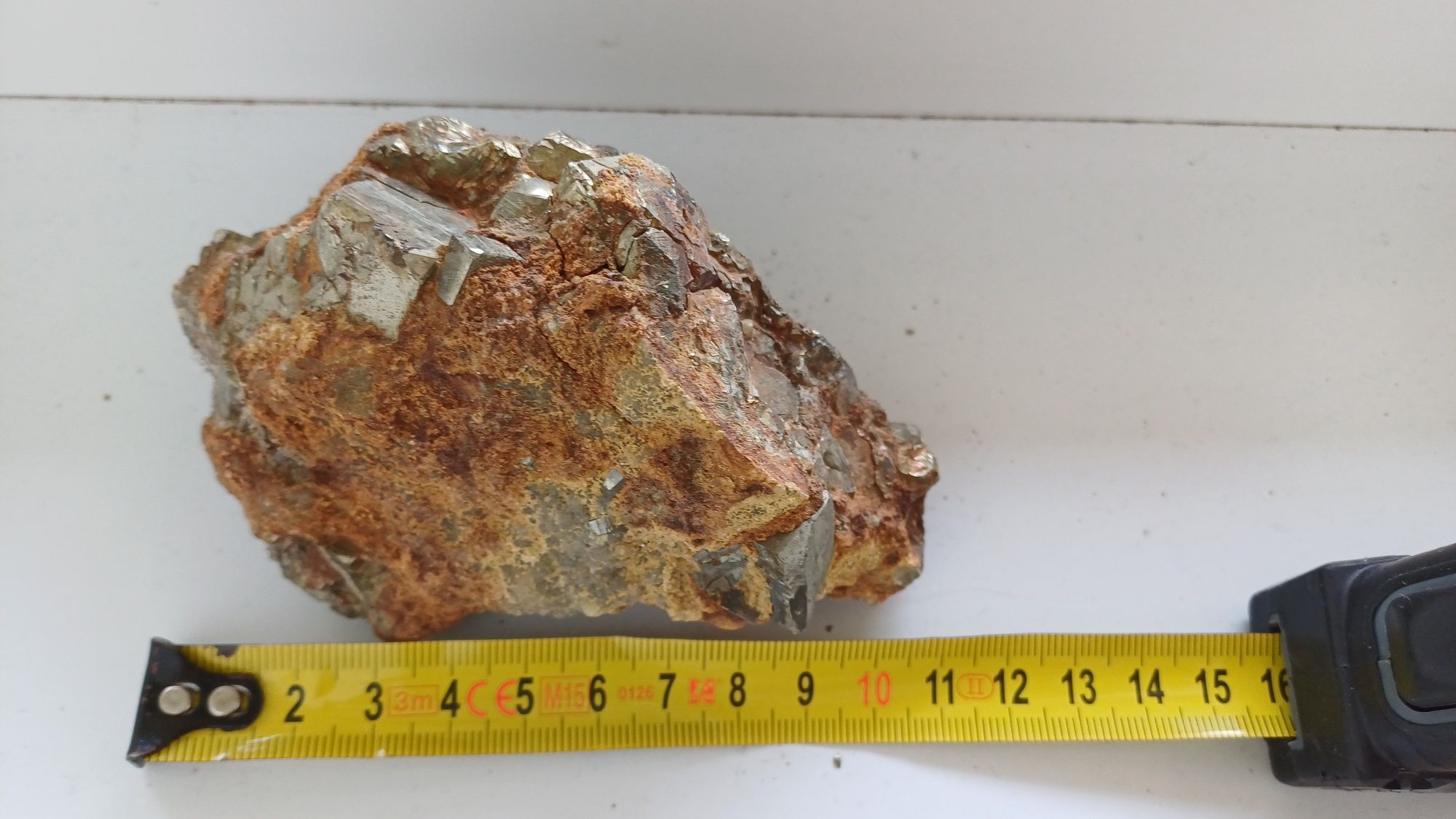 Geoda de pirita,mineral