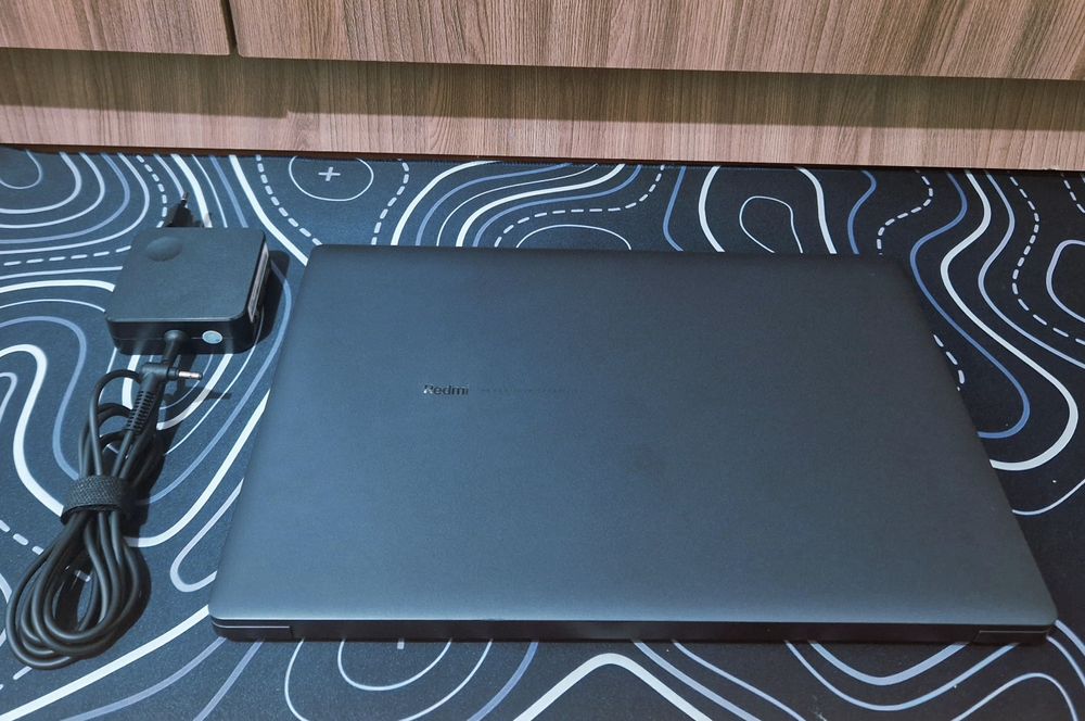 RedmiBook 15 ssd256,ozu8 11 gen!