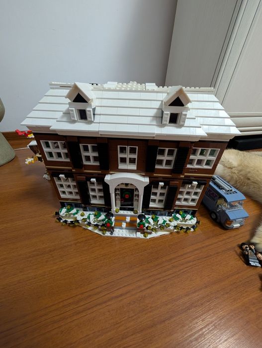 Originala Casa LEGO Ideas - Singur acasa 21330, 3955 piese