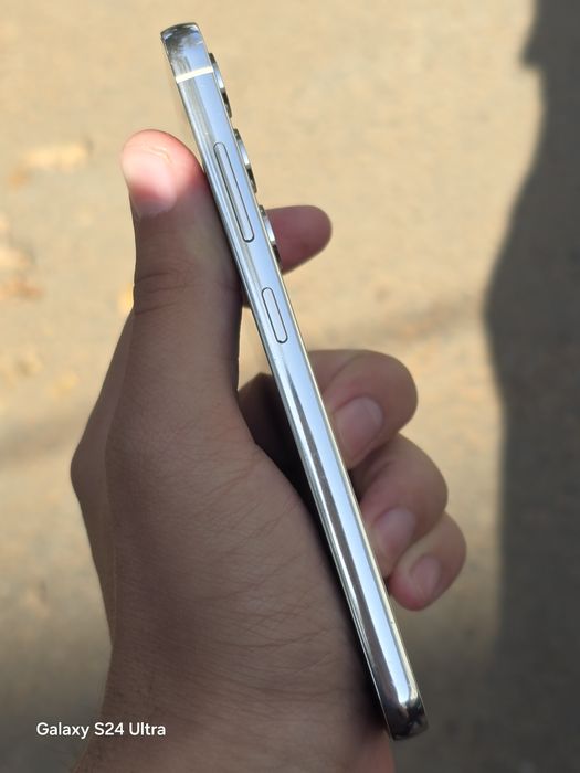 Samsung Galaxy S23 340$ 2ta imei bo'gan