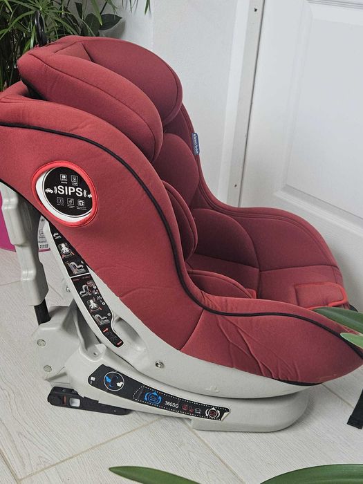 Scaun auto 360° culoare roșie