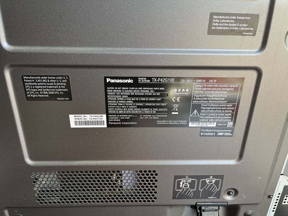 Televizor Panasonic, model TX-P42G10E, plasma, diagonala 107
