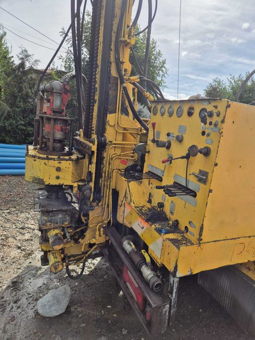 Instalatie de forat puturi