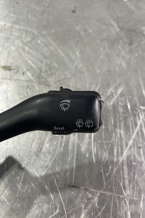 Maneta stergatoare parbriz 4BO953503H / 4BO 953 503 H Volkswagen VW P