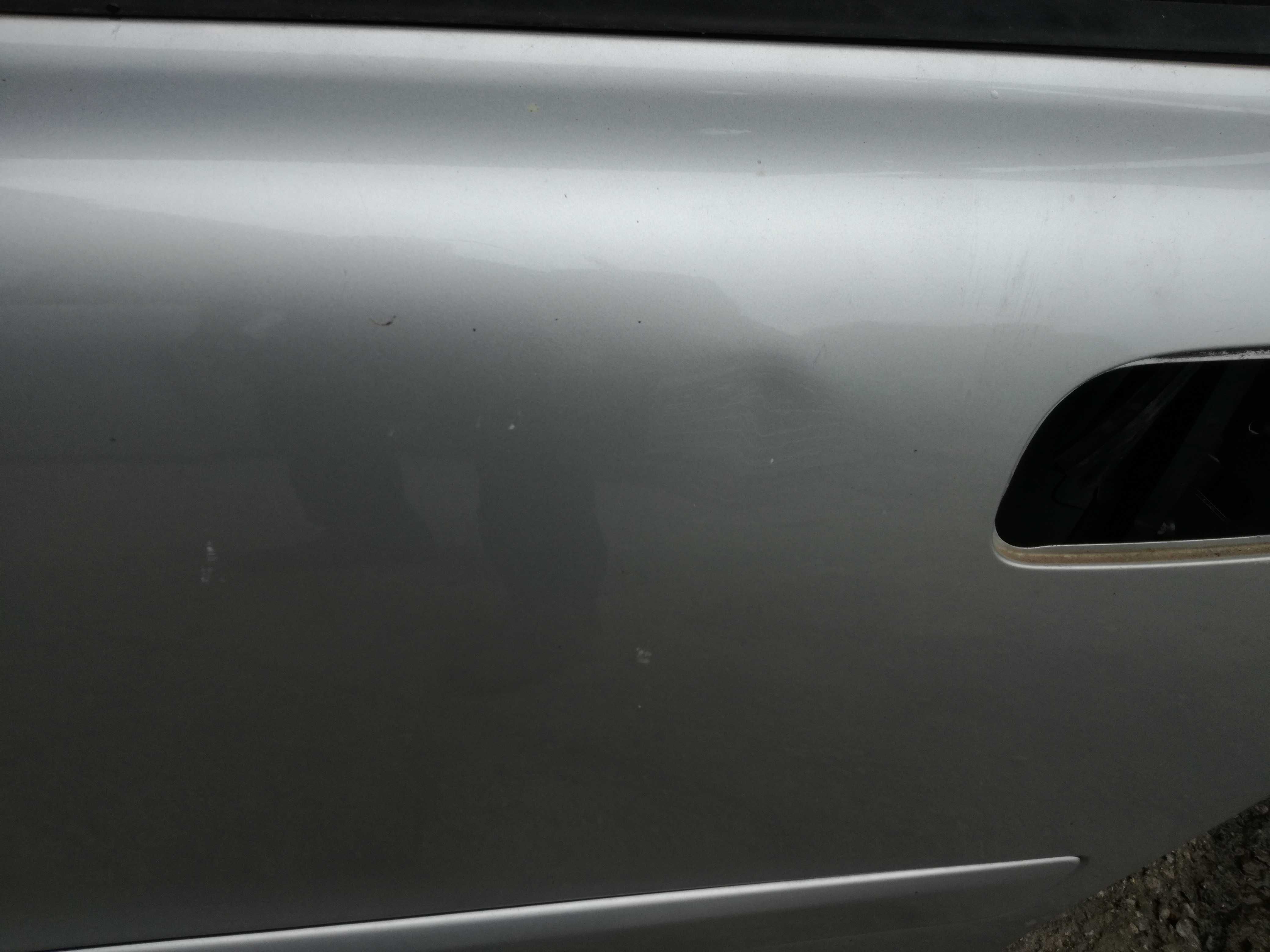 Volvo V70/ Волво В70 задна лява врата врати