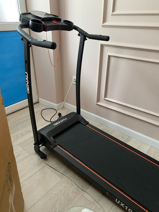 Продам беговую дорожку