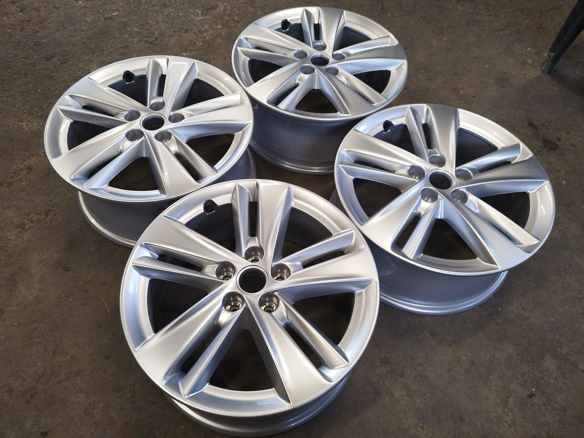 17" Opel 5x108 Оригинални Джанти