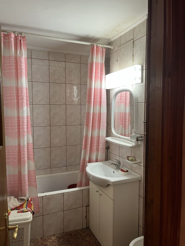 Proprietar, Apartament 4 camere, decomandat, Brazda