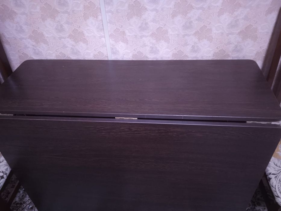 Продам стол в отличном состоянии