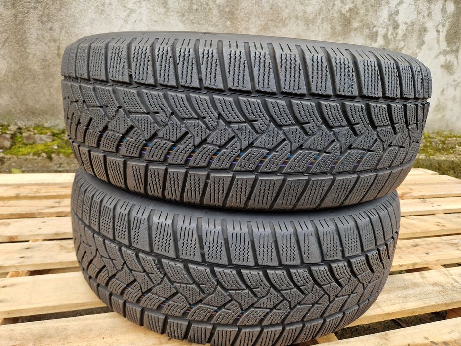 2anvelope iarna 235 65 17 Dunlop