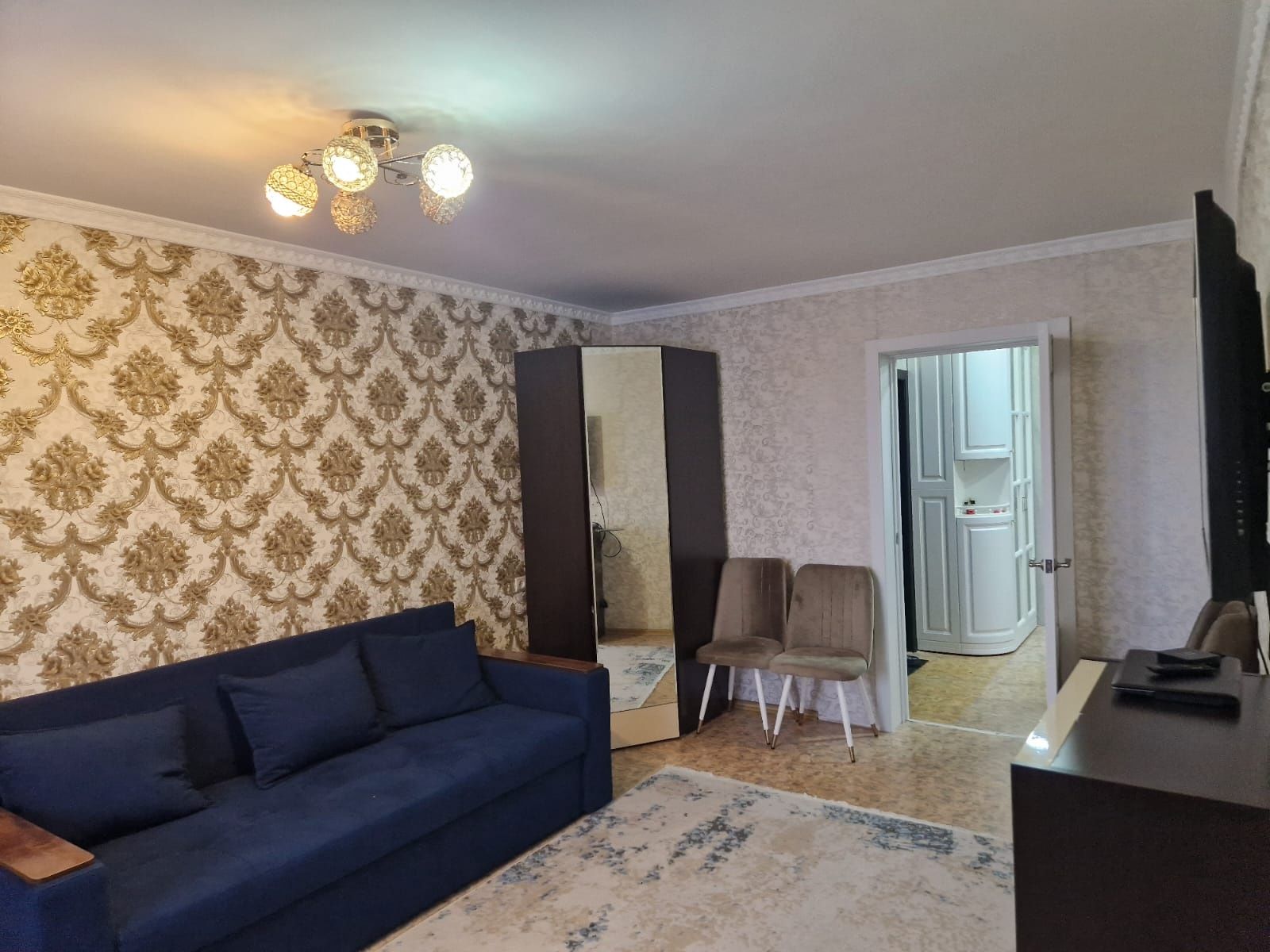 Срочно продам 3х комнатную квартиру в центре